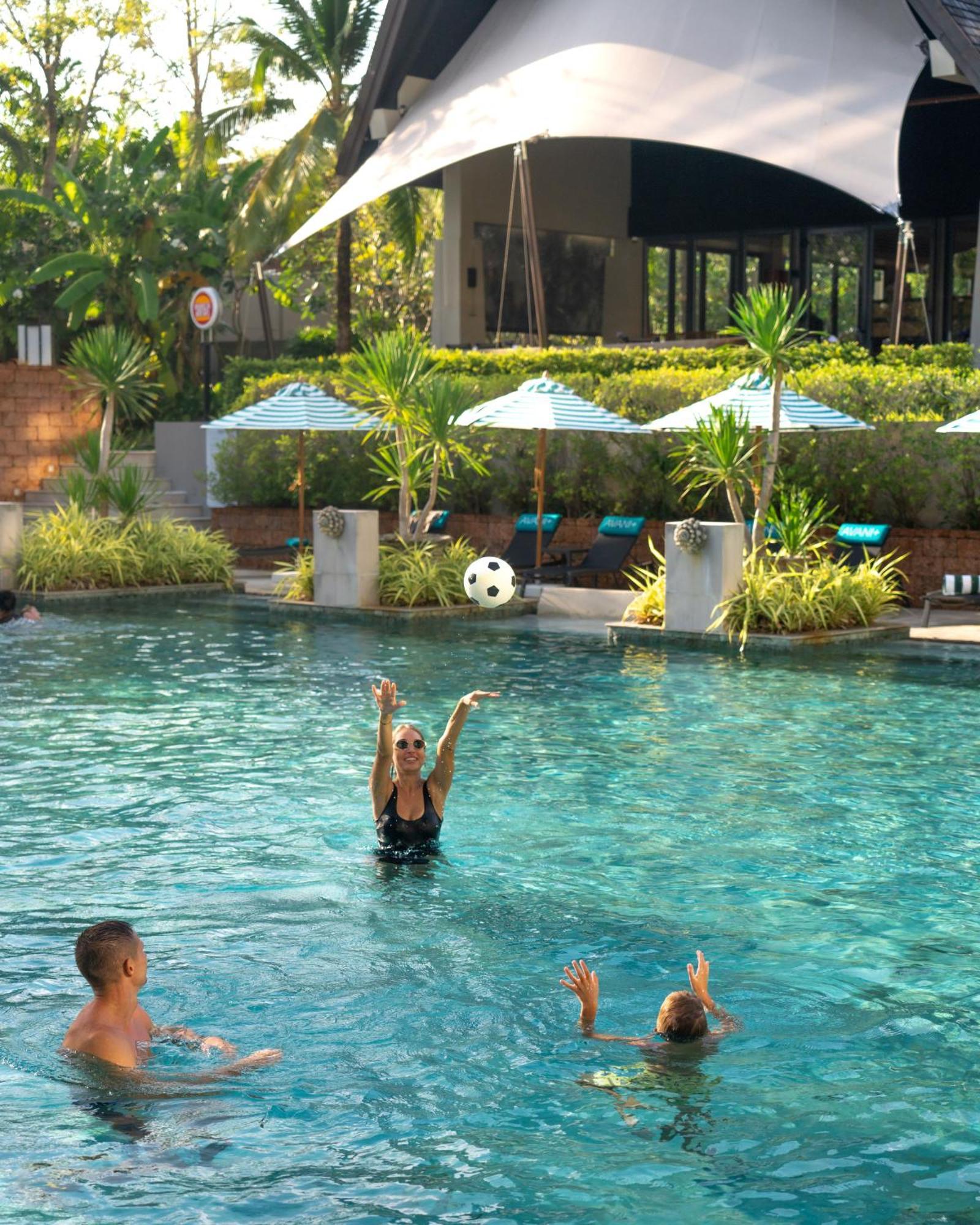 Avani Plus Mai Khao Phuket Suites Kültér fotó
