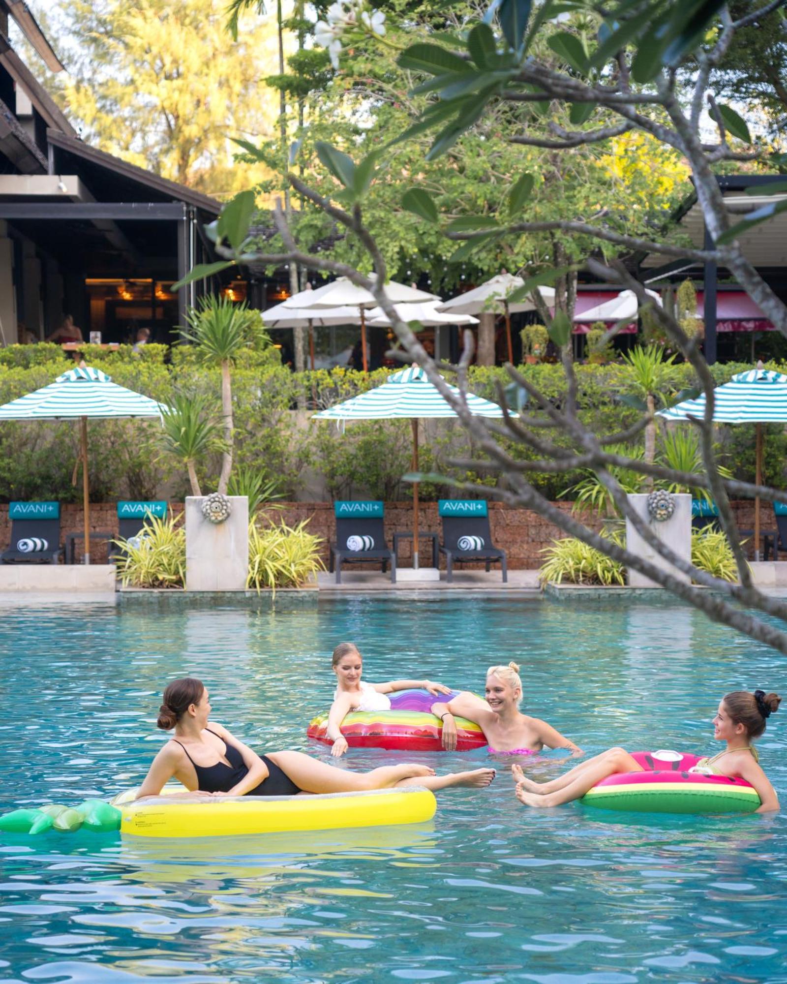 Avani Plus Mai Khao Phuket Suites Kültér fotó